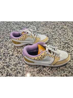 Vandy The Pink Rice Burger Dunks Men's 6.5